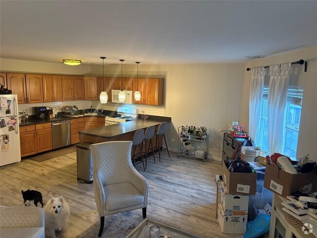 Building Photo - 266 New York Ave Rental