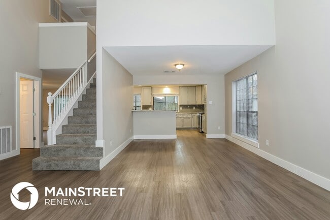 Photo - 15518 4 Leaf Dr