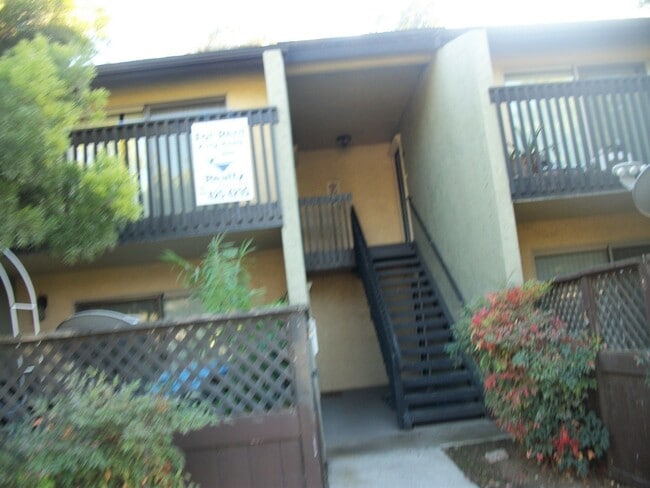 Building Photo - Large 2 Bed 2 Bath In Chula Vista