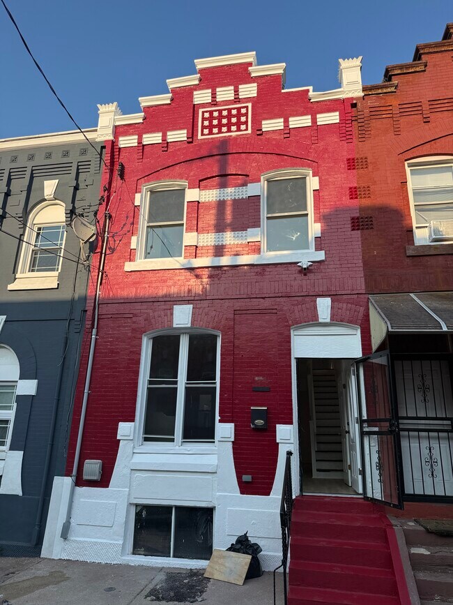 Photo - 2235 N Van Pelt St