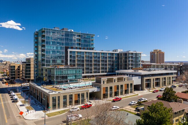 Photo - Lakehouse on 17th Condos