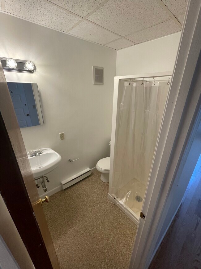 Photo - 872 Beacon St Unidad 14