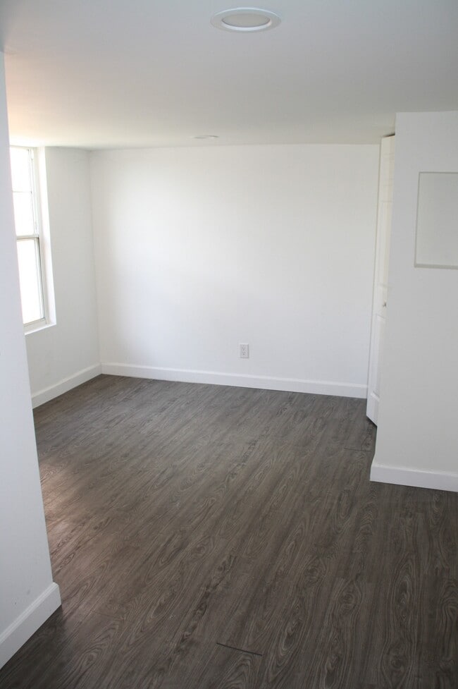 Photo - 1012 Laguna Ave Unidad 1012