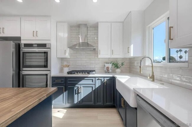 Photo - 436 Date Ave