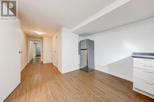 Photo - 214 Linden Ave