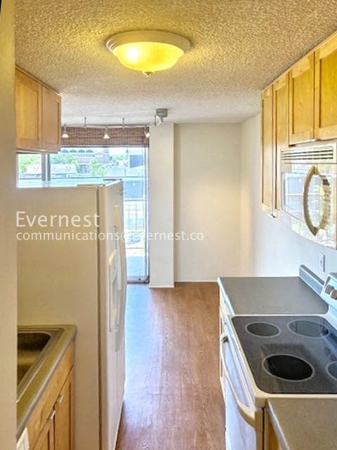 Photo - 2225 Buchtel Blvd S Unit APT 610