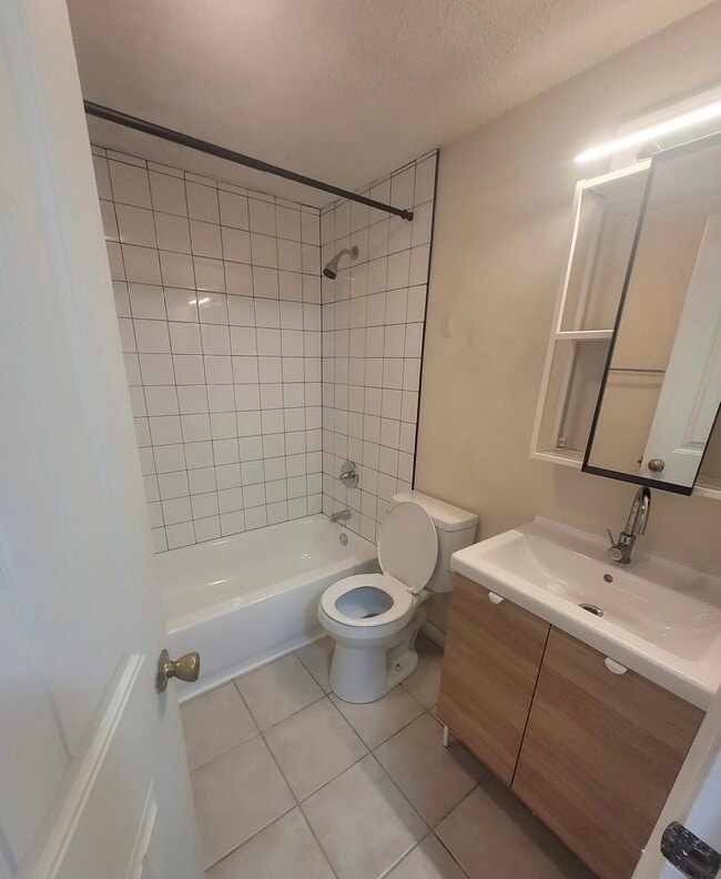 Photo - 815 N Pleasant St