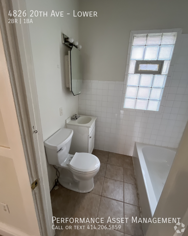 Building Photo - 4826 20th Ave Unit Lower Rental