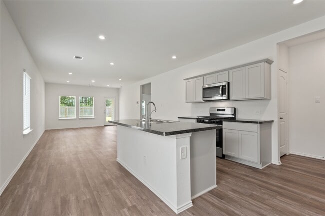 Photo - 5210 Twin Acorn Ct