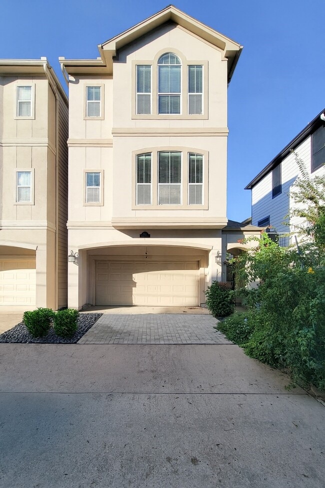 Photo - 5514 Feagan St