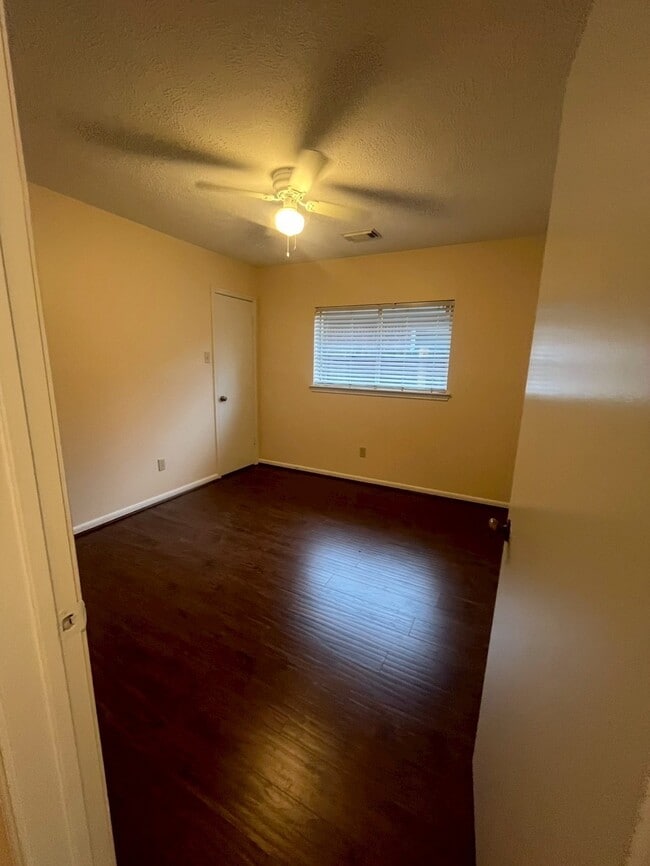 Photo - 4823 Pecan Grove Dr