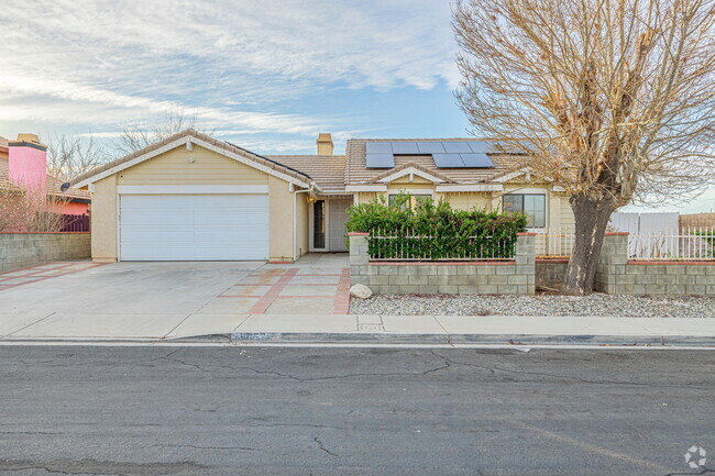 Building Photo - 38659 Angele Trumpet Ct Rental