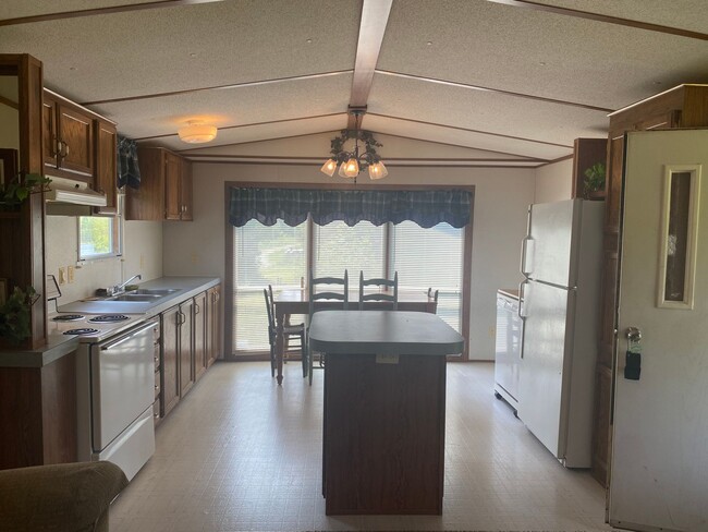 Photo - 2 Bedroom 1 Bath Mobile Home in Chuckey