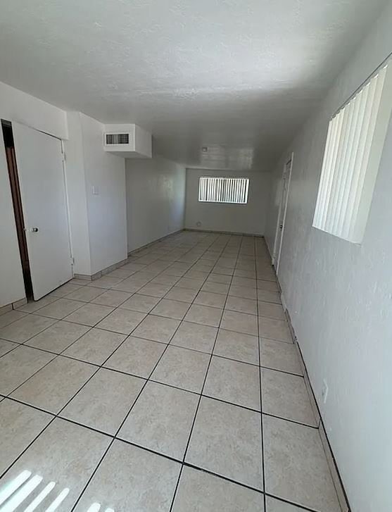 Photo - 419 E Alturas St
