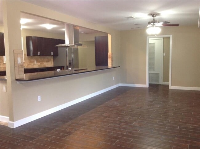 Photo - 11511 Whitewing Ave