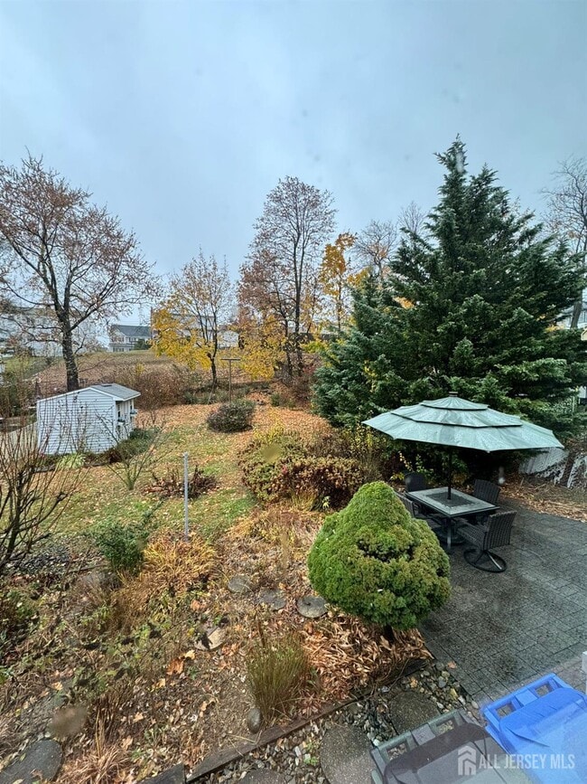 Photo - 123 W Kelly St