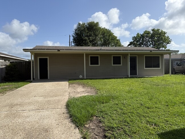 Building Photo - 3608 Edgemont Dr Rental