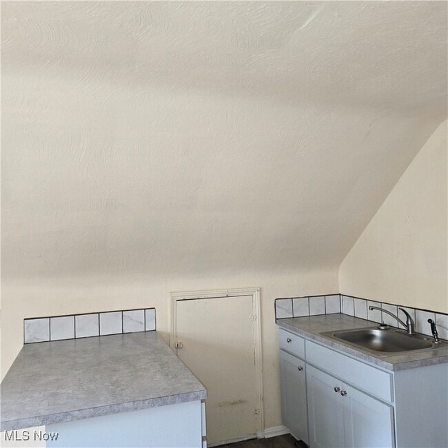 Photo - 3304 E 118th St Unit 3