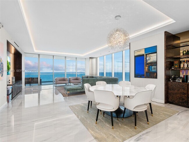 18501 Collins Ave Unit 2704
