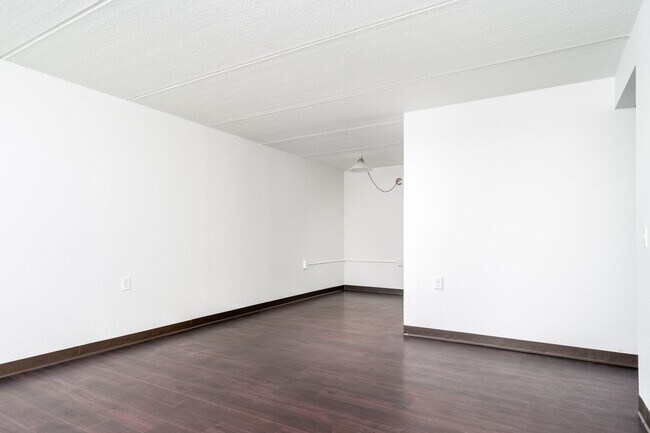 Photo - Creek Terrace