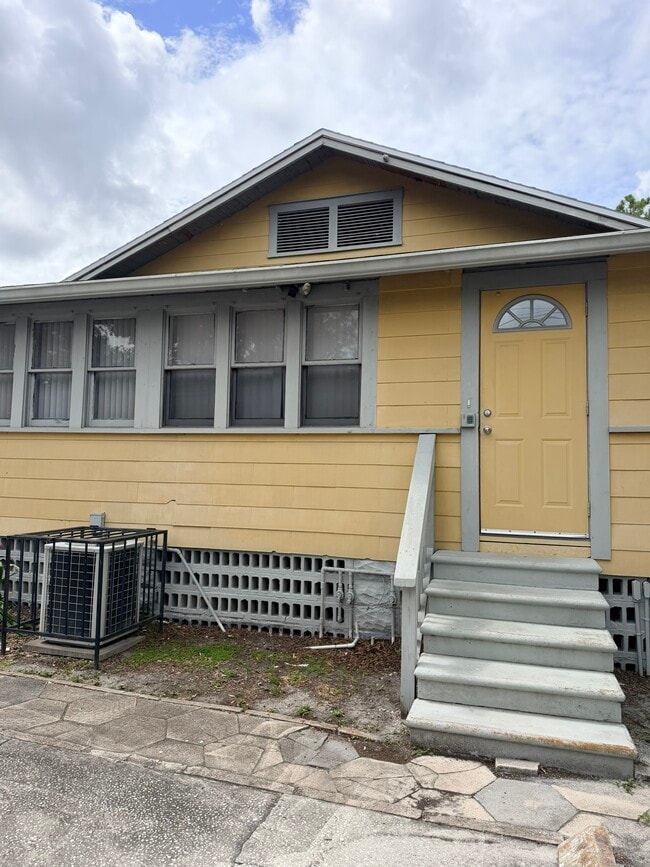 Photo - 2143 5th Ave N