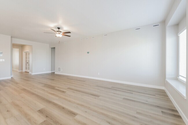 Photo - 9452 Truckee Ct