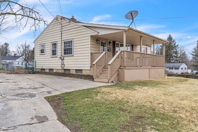 Photo - 3226 Quentin Dr House