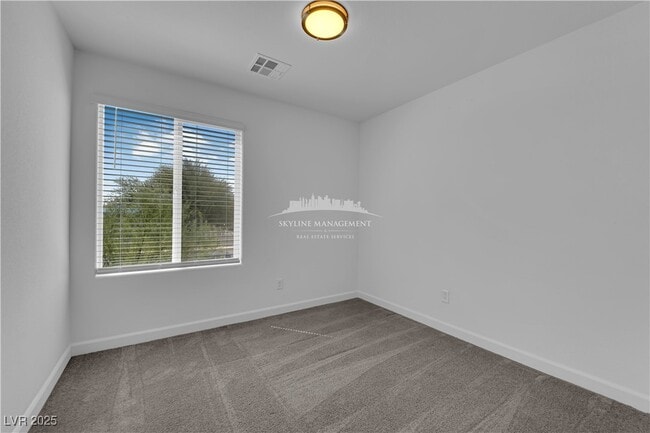 Building Photo - 4907 Chidlaw Ave Rental