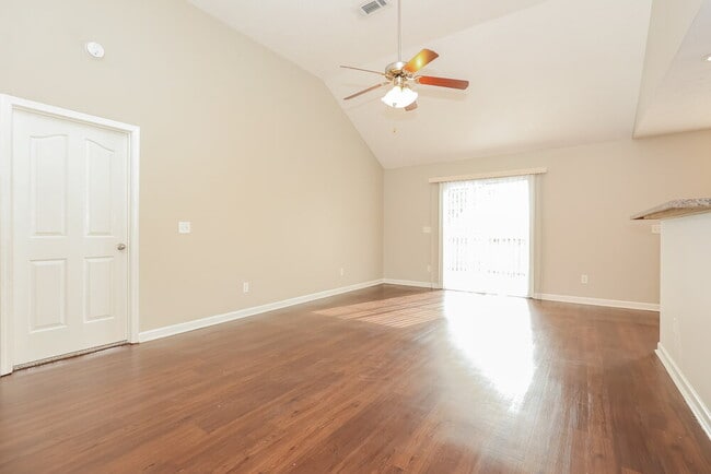 Photo - 1029 Tammy Sue Ln