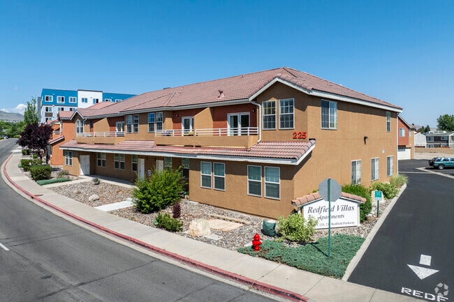 Redfield Villas Apartments