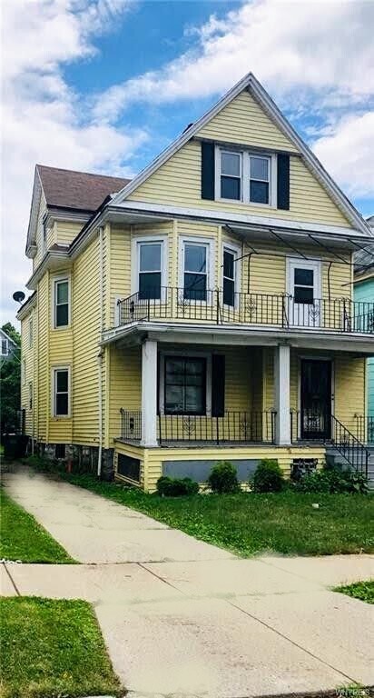 Photo - 69 Hughes Ave
