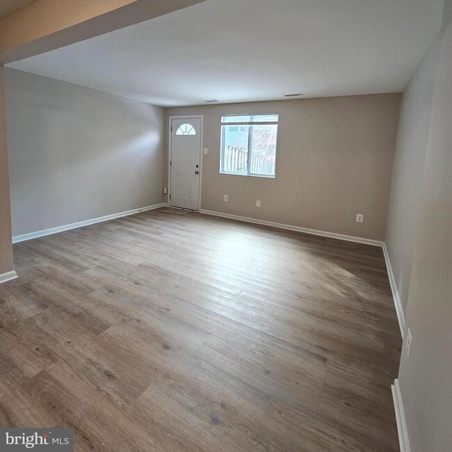 Photo - 8473 Aurora Ct