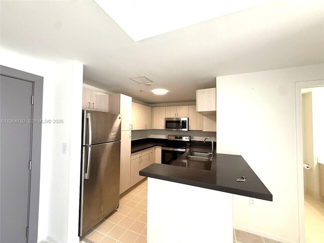 Photo - 185 SE 14th Terrace Unidad 1807