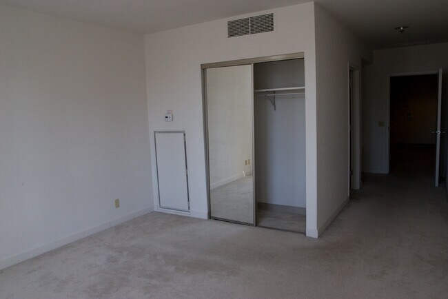 Photo - 1100 Vine St Unit 715