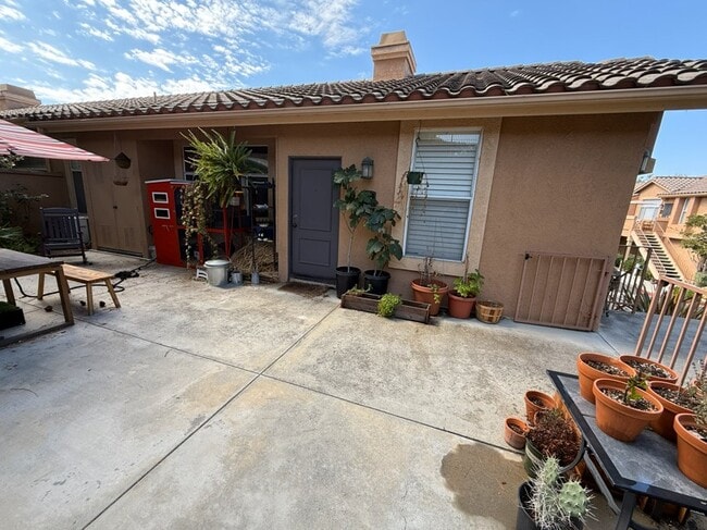 Building Photo - 19431 Rue de Valore Unit 50a