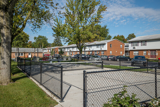 Pickleball Court - Summit Terrace Rental