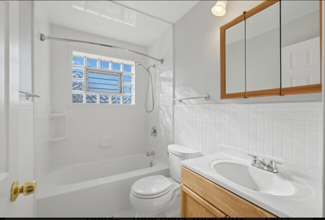 Photo - 2232 N Harlem Ave