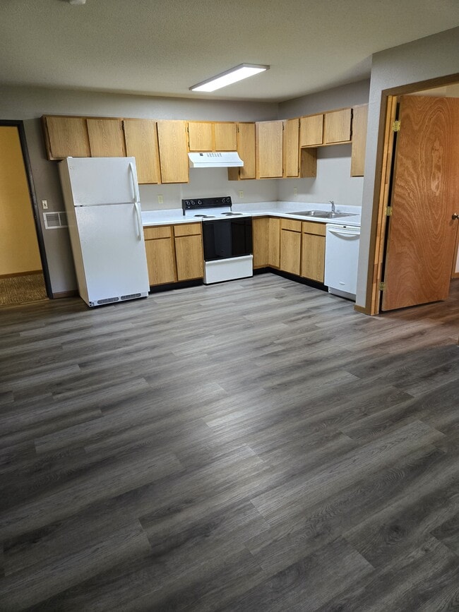 Photo - 8th & 8th Apartments Unidad 107