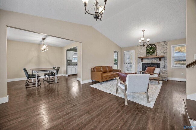 Photo - 235 Usher Rd