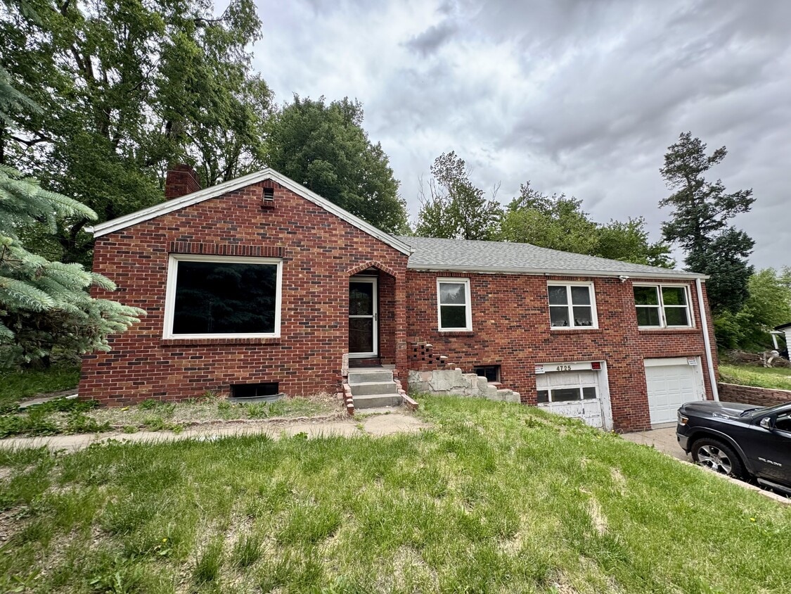 Photo - 4725 N 60th St (Omaha, NE)