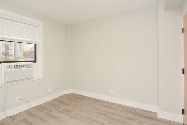 Photo - 510 W Belmont Ave Unidad K5