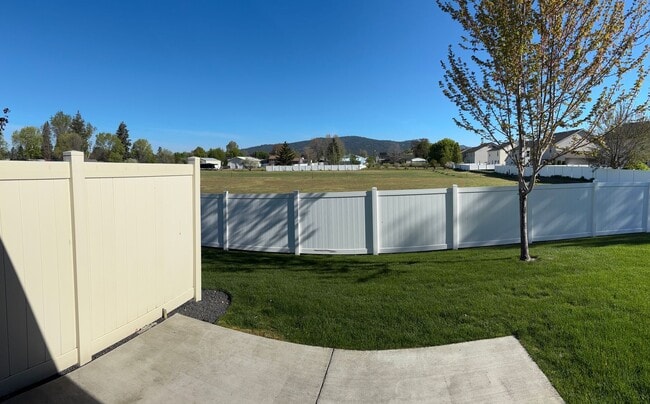 Photo - 1616 Unit 18021
