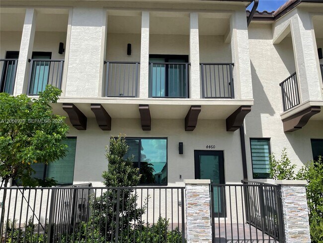 Photo - 4460 NW 83rd Ave