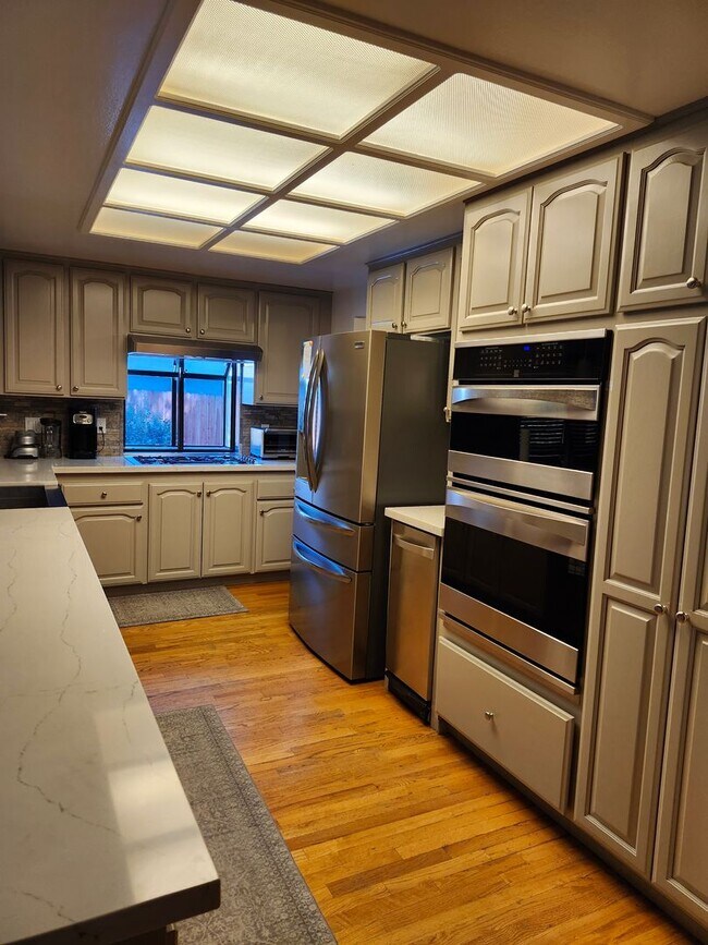 Photo - Beautiful FULLY FURNISHED Single Level 4/2 Home in South West Reno