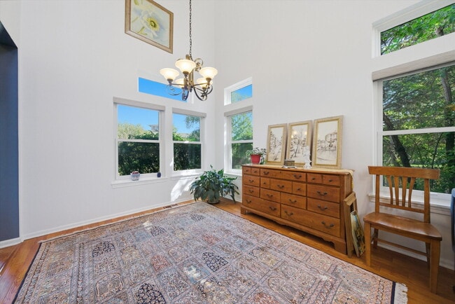 Photo - Stunning Mundelein Home on a Quiet Cul-de-Sac with Pond Views
