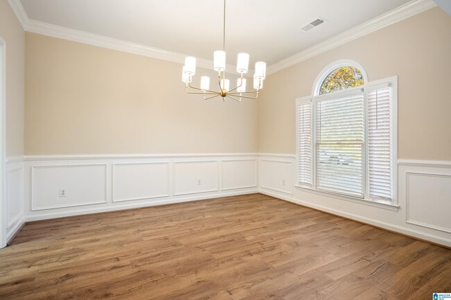 Photo - 213 Village St