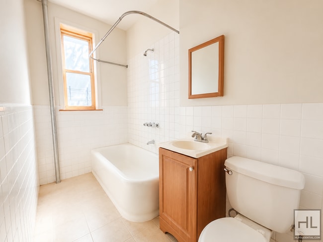 Photo - GRANT AVENUE Unit 1B