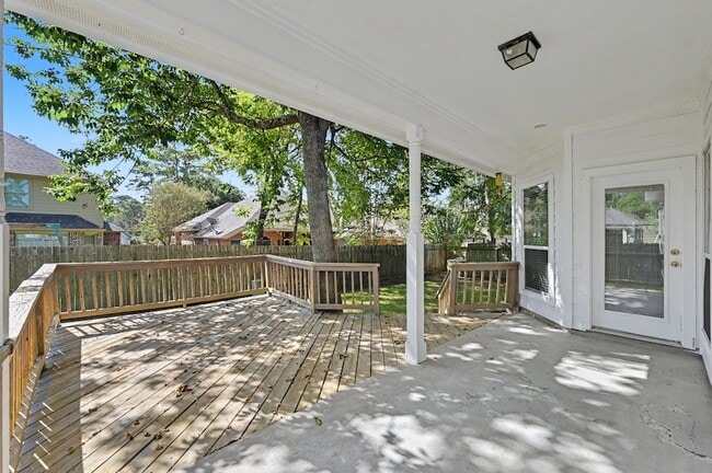 Photo - 3334 Hemingway Dr
