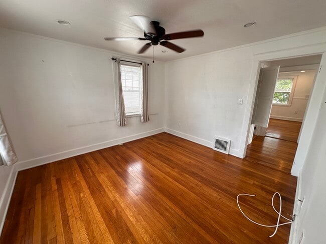 Photo - 48 Lawn Ave Unit 1