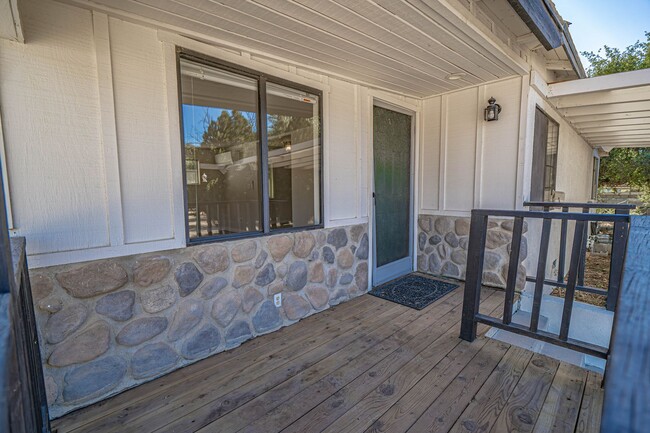 30645 1/2 Hume Canyon Road